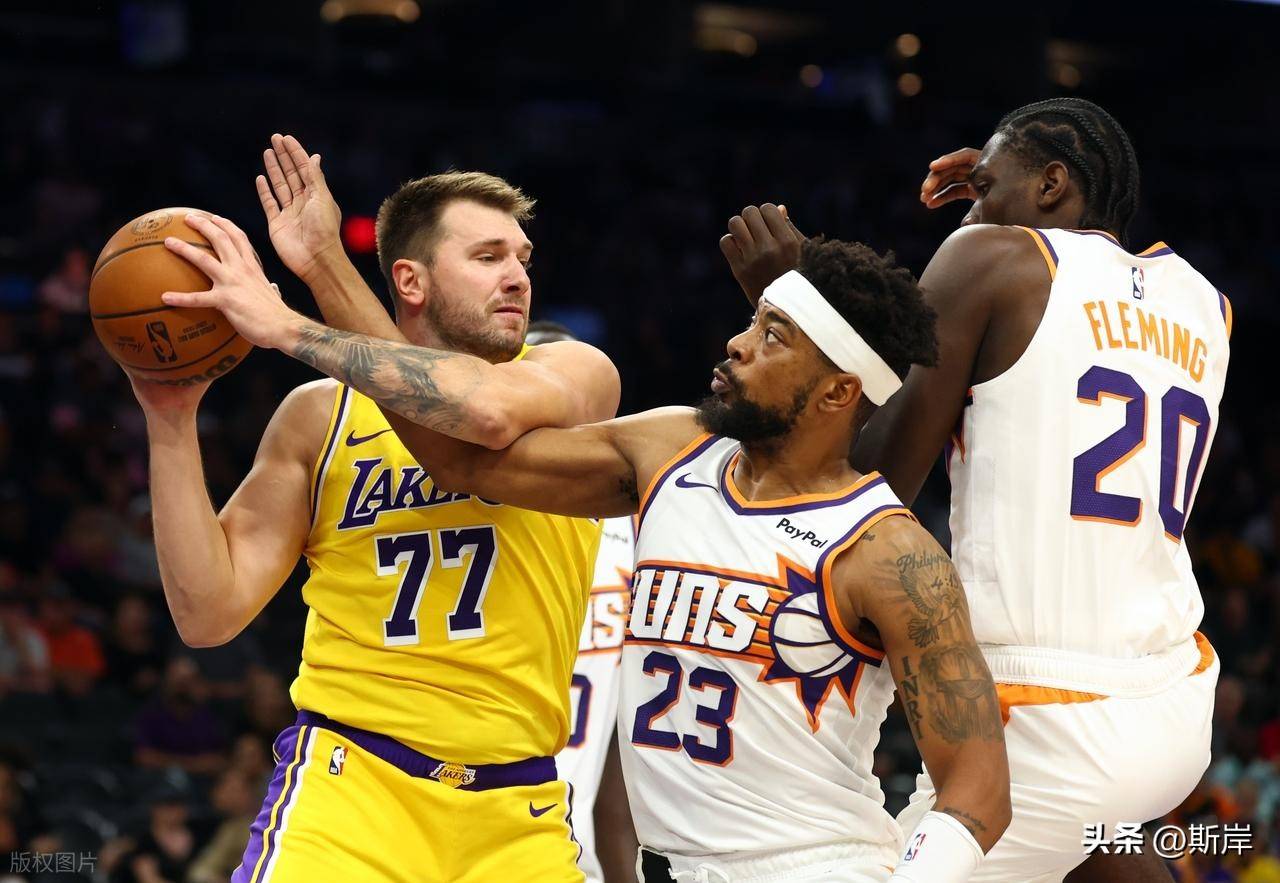 ayx-冲刺阶段洛杉矶湖人备战CBA季后赛，单刀错失细节曝光，态度坚定，赛季目标并未改变的简单介绍